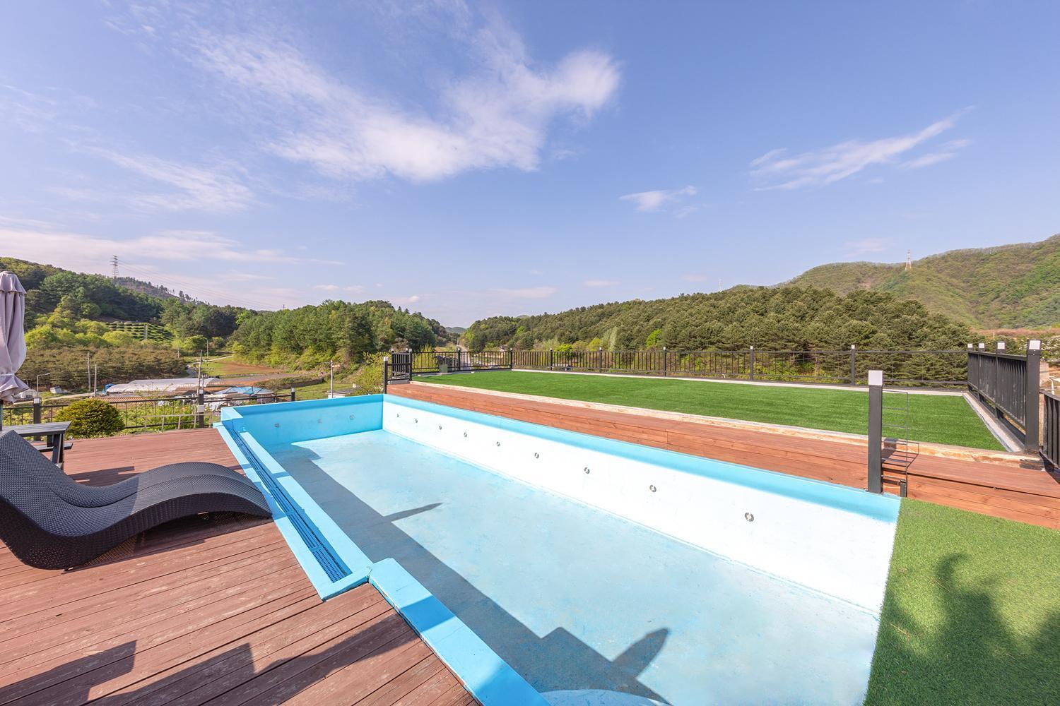 Walking Sky Pension Gapyeong Exterior photo