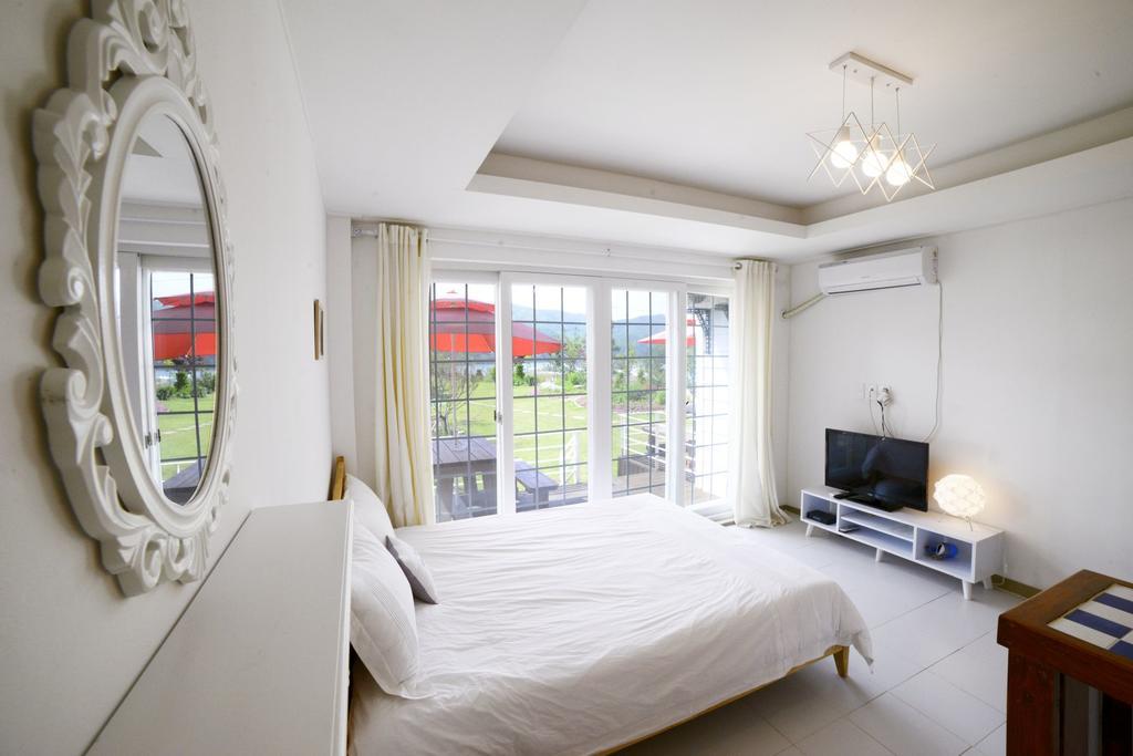 Walking Sky Pension Gapyeong Room photo